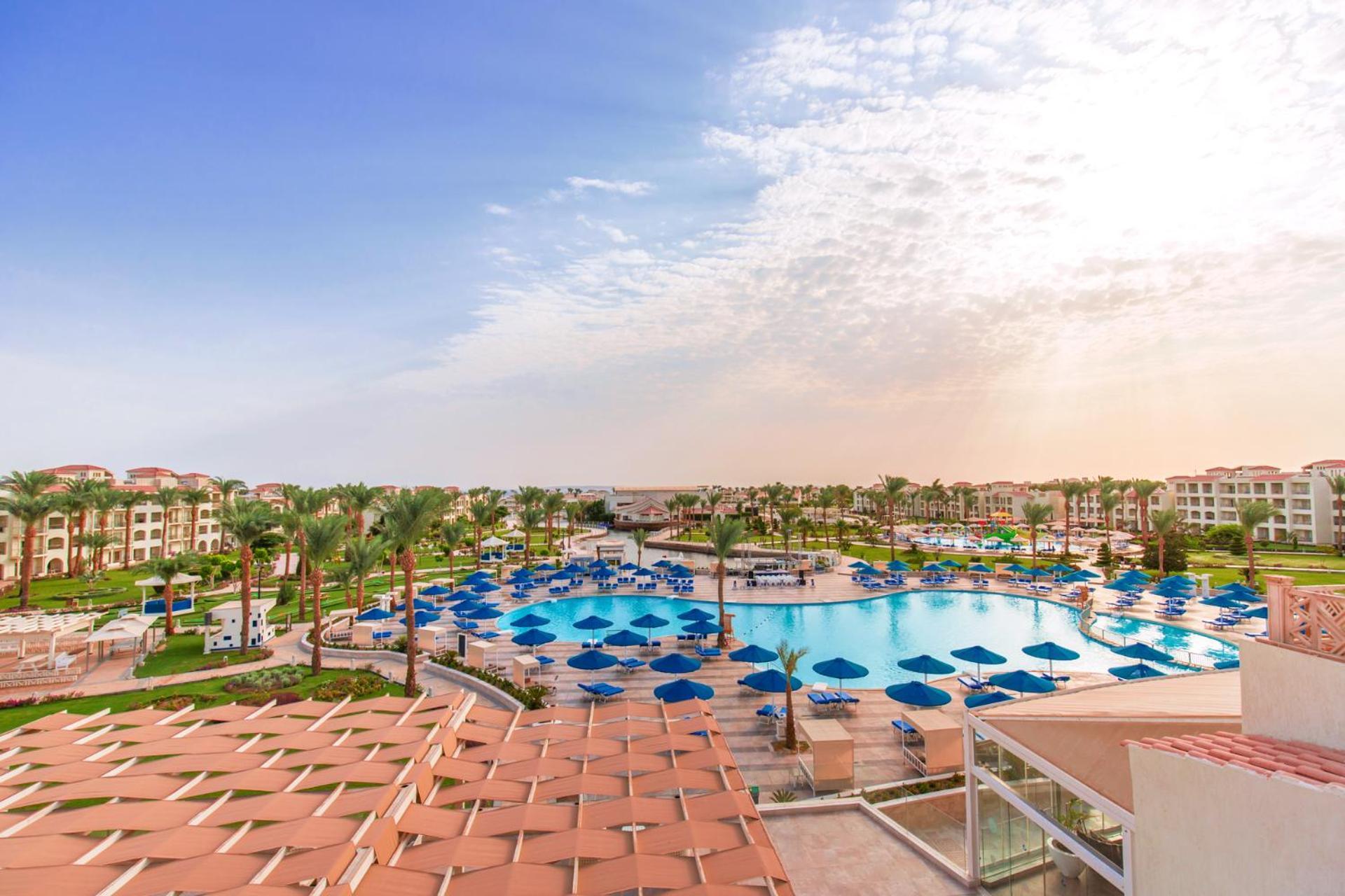 Pickalbatros Dana Beach Resort - Aqua Park Hurghada Exterior foto Hilton Sharm El Sheikh Resort