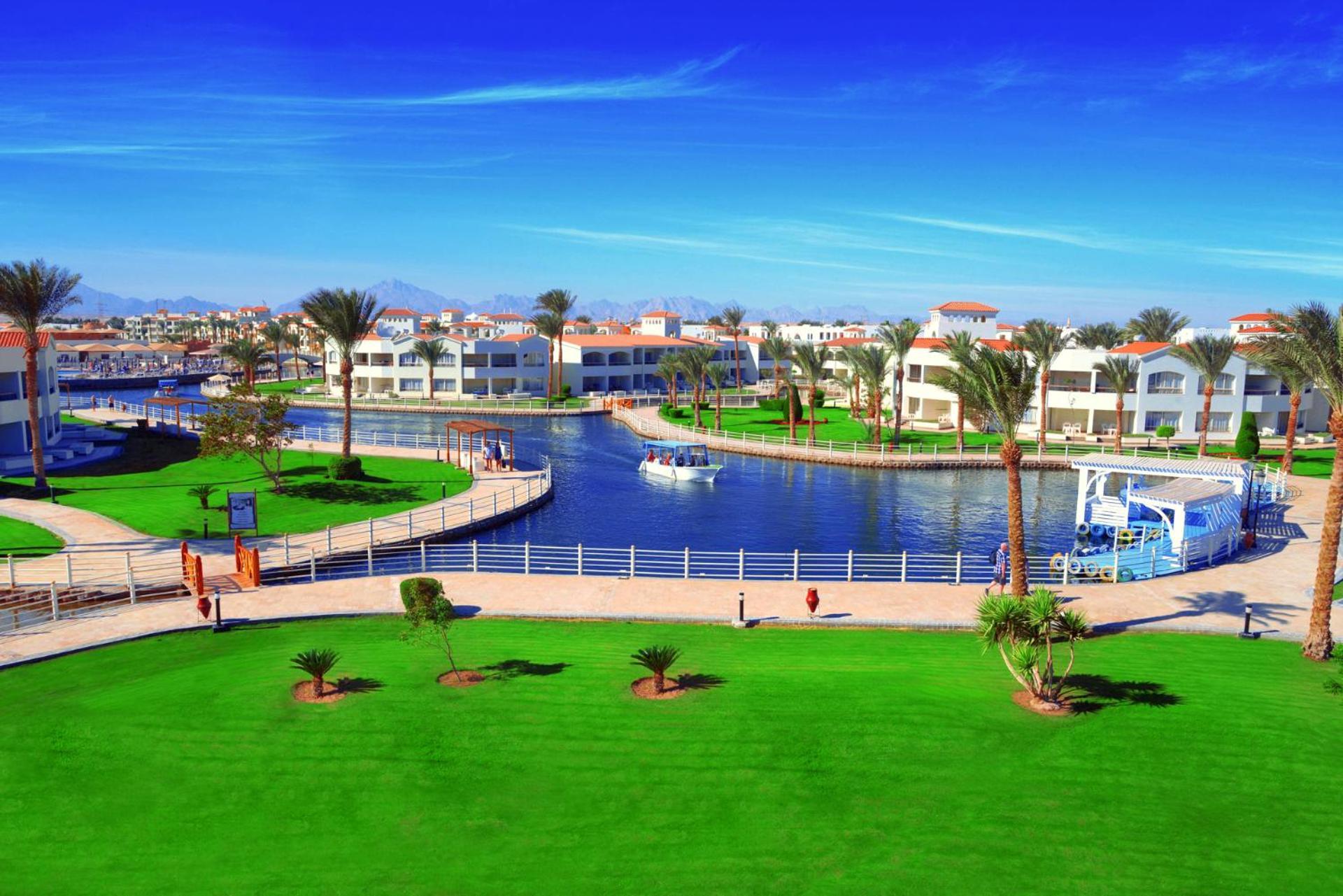 Pickalbatros Dana Beach Resort - Aqua Park Hurghada Exterior foto Marina El Alamein