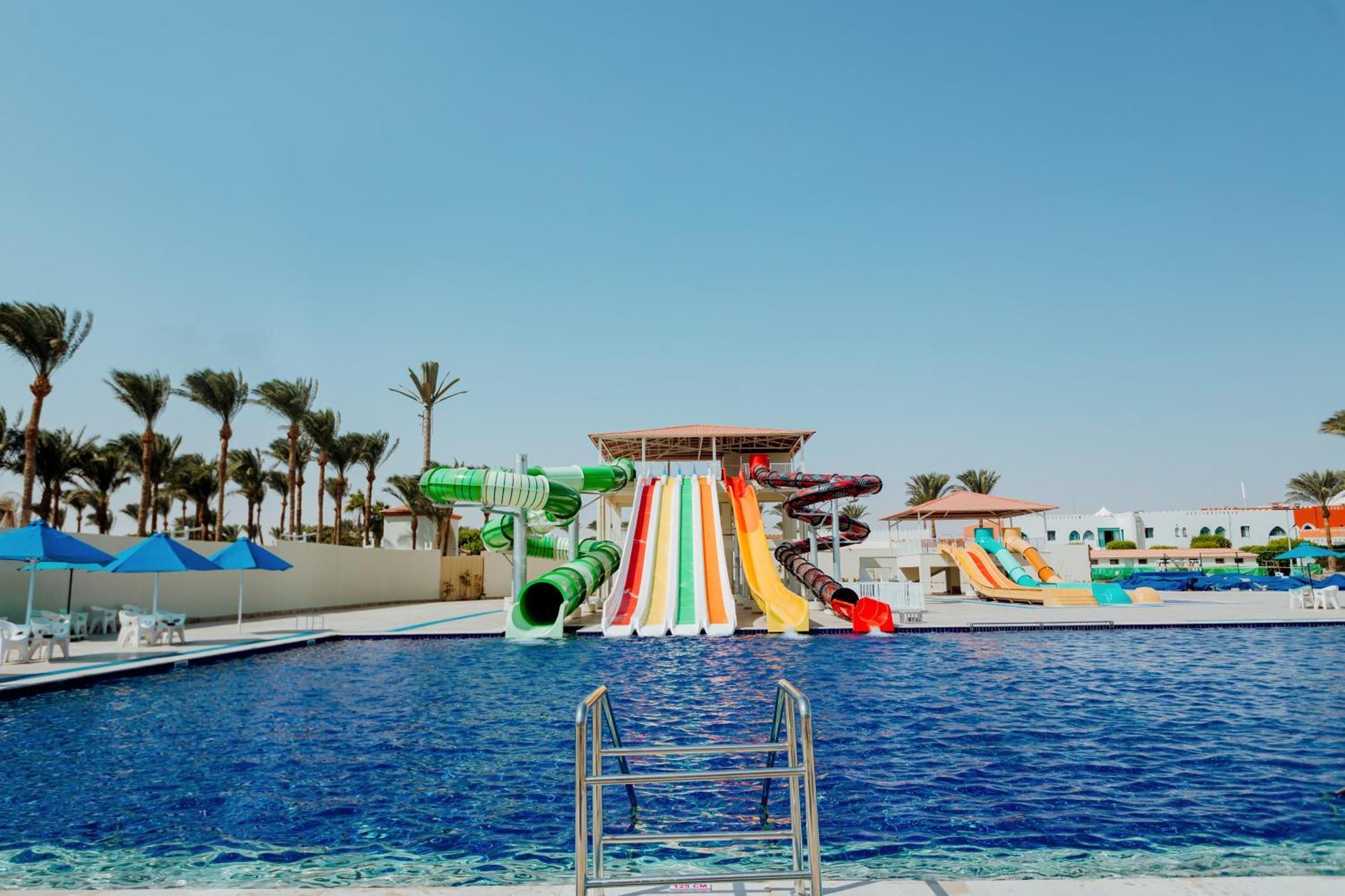 Pickalbatros Dana Beach Resort - Aqua Park Hurghada Exterior foto Aqua Park