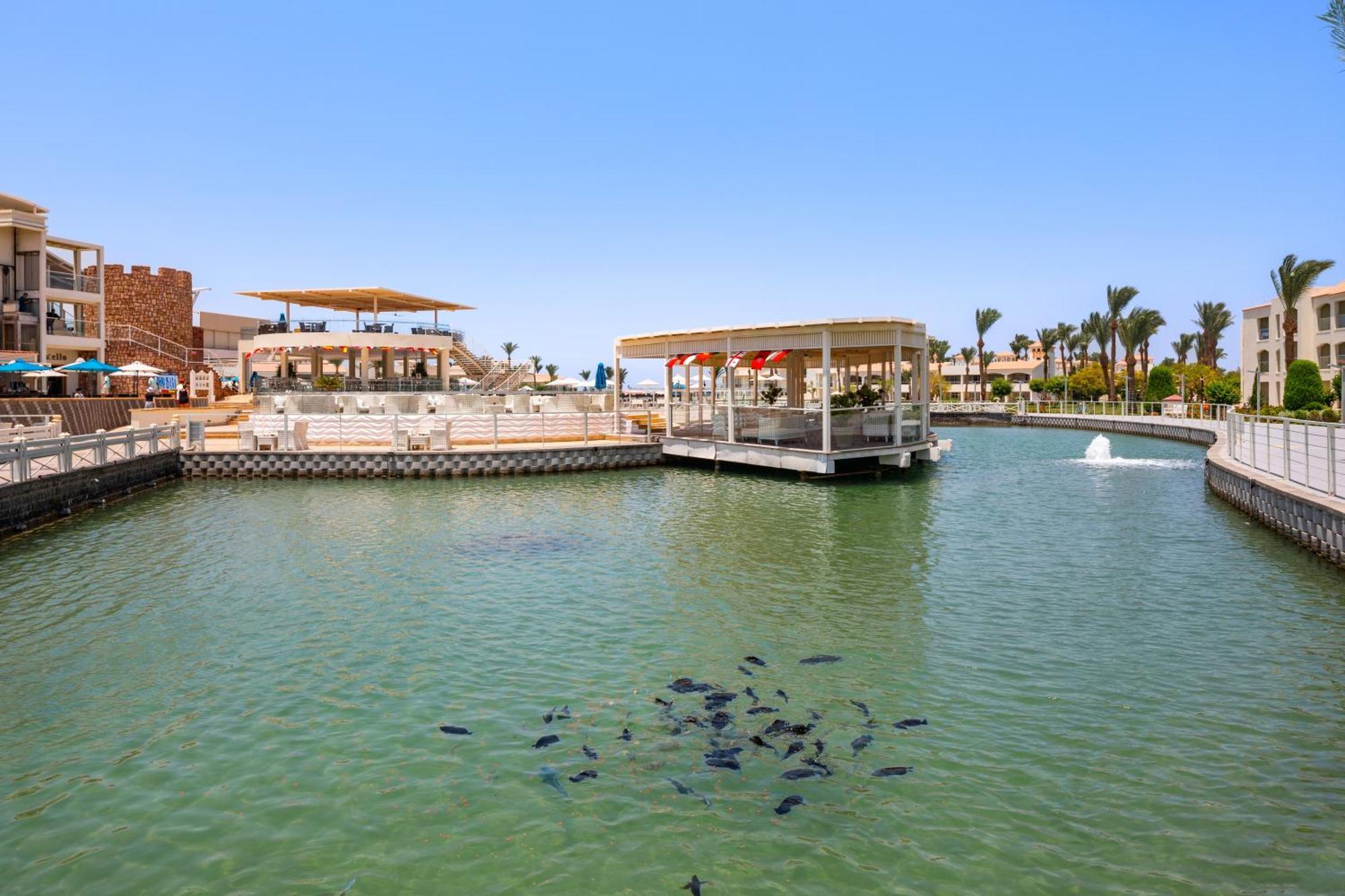 Pickalbatros Dana Beach Resort - Aqua Park Hurghada Exterior foto Marina